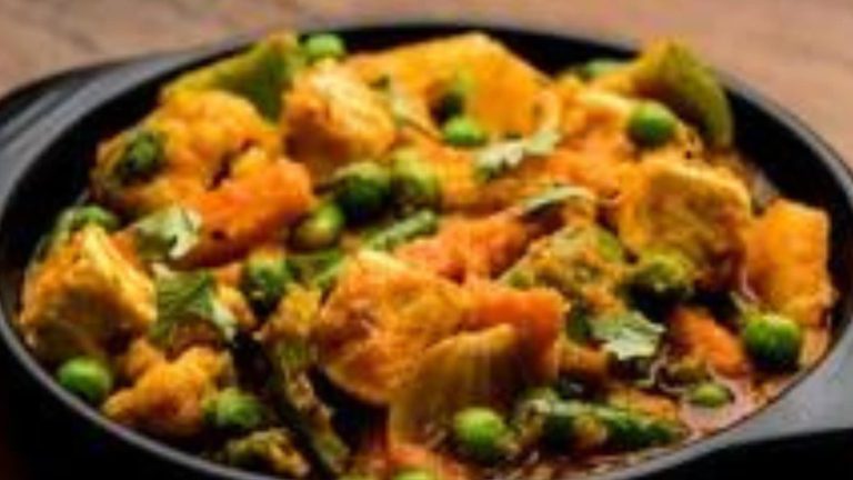 Out Of Healthy Lunch Ideas? Try These Vegetable Curry Recipes